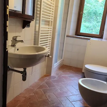 Lorena مزرعة للإقامة Montepulciano Stazione